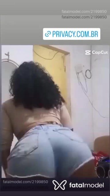 Acompanhante mulher morena (o) de olhos pretos em Rio de Janeiro - Larissa