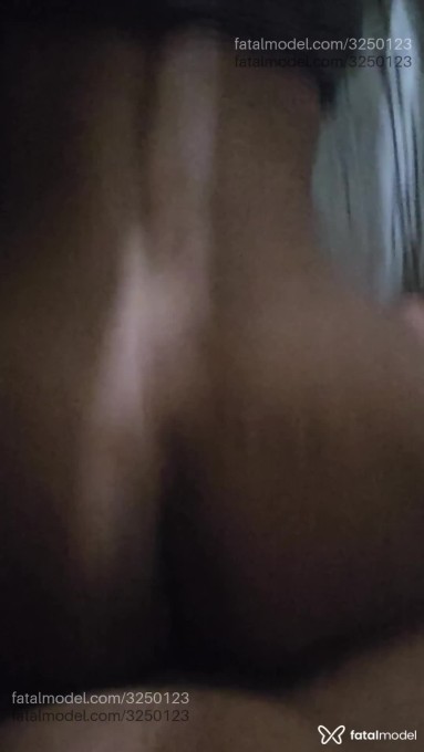 Acompanhante homem com cabelo castanho de olhos pretos em Barueri Acompanhante homem com cabelo castanho de olhos pretos em Barueri - Jonas