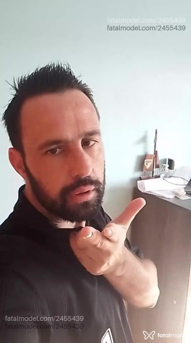 Acompanhante homem morena (o) de olhos castanhos em Canoinhas Acompanhante homem morena (o) de olhos castanhos em Canoinhas - Bryan