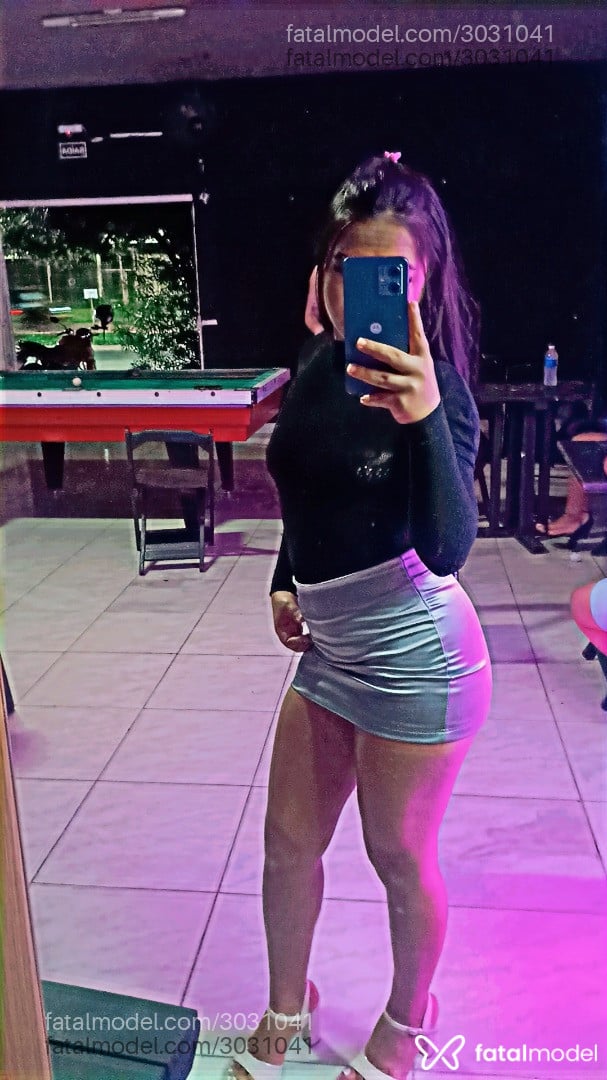 Acompanhante mulher morena (o) de olhos castanhos em Lucas do Rio Verde - Luara