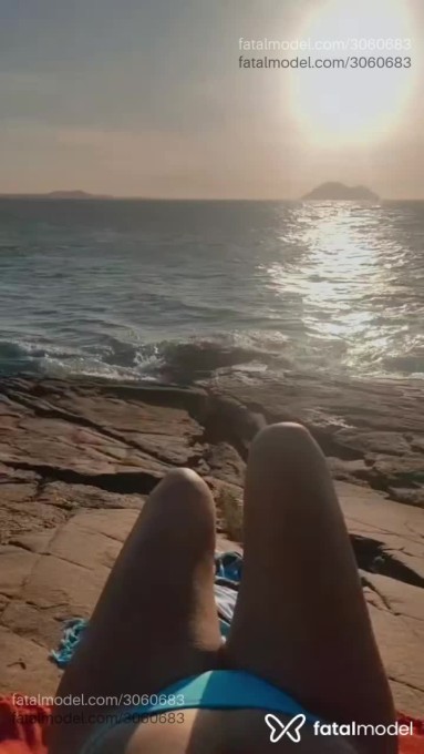 Acompanhante mulher com cabelo castanho de olhos mel em Armação dos Búzios Acompanhante mulher com cabelo castanho de olhos mel em Armação dos Búzios - Lia Angel