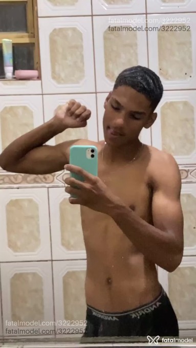 Acompanhante homem morena (o) de olhos castanhos em Virtual - Mvmineirin