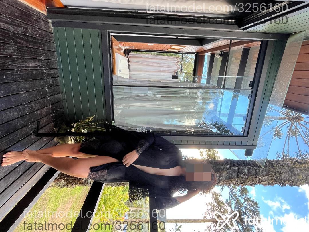 Acompanhante mulher com cabelo castanho de olhos castanhos em Florianópolis - Mah