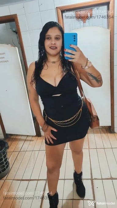 Acompanhante mulher morena (o) de olhos castanhos em Rio Grande Acompanhante mulher morena (o) de olhos castanhos em Rio Grande - Capetinhah