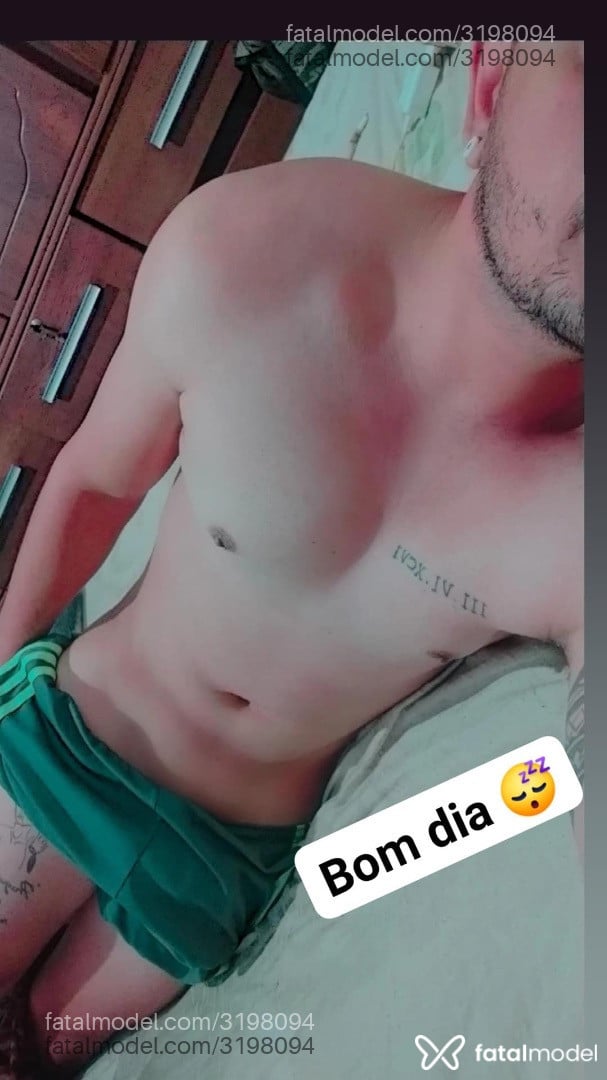 Acompanhante homem com cabelo castanho de olhos castanhos em Maringá - Dinho Shuller