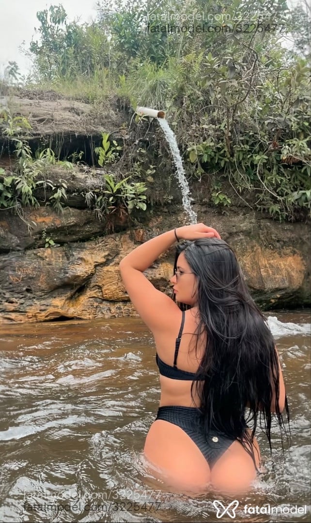 Acompanhante mulher morena (o) de olhos castanhos em Chapadão do Céu - Amanda Soares