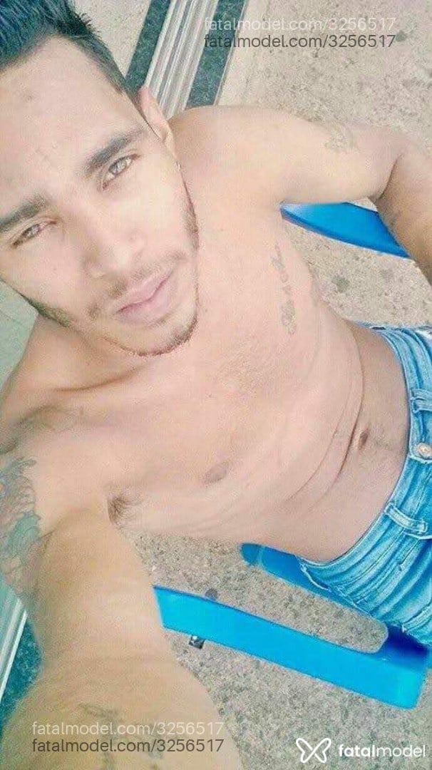 Acompanhante homem morena (o) de olhos castanhos em Morrinhos - Morenooh