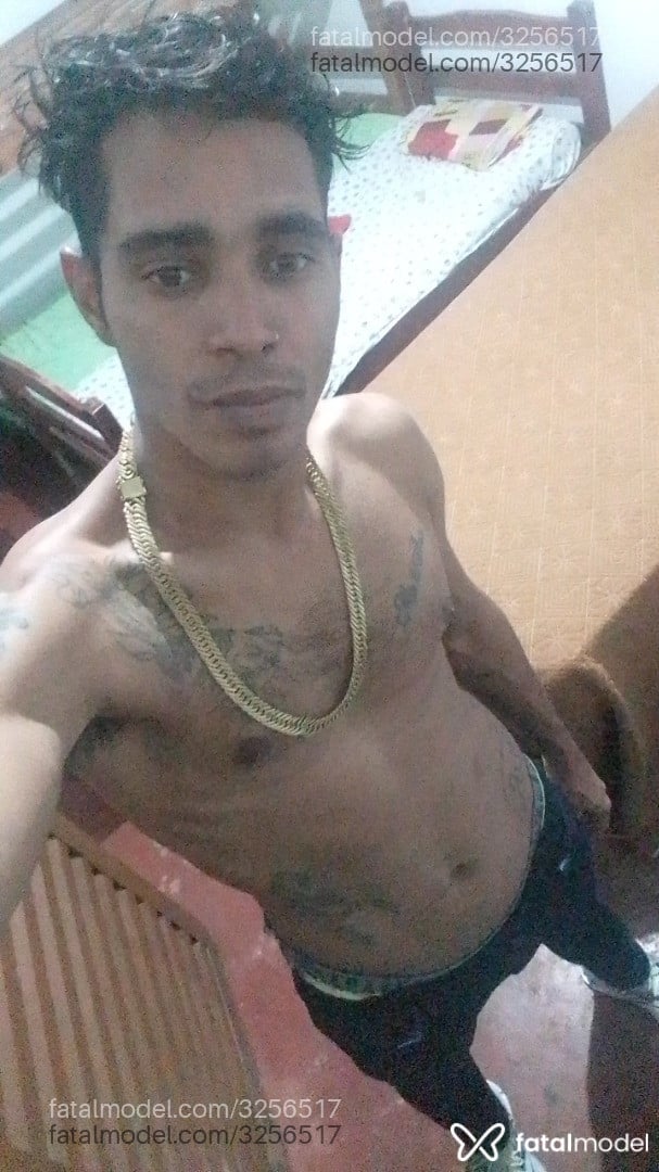 Acompanhante homem morena (o) de olhos castanhos em Morrinhos - Morenooh