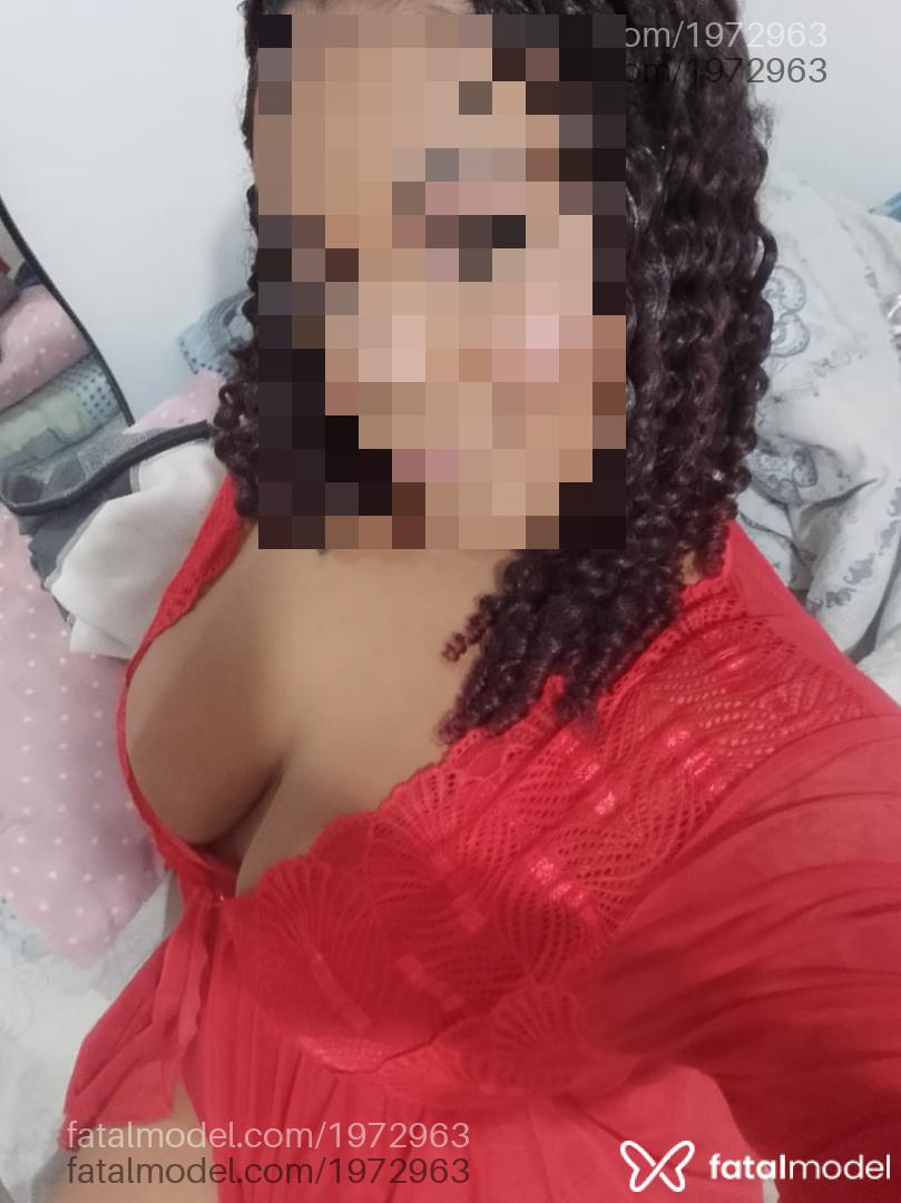 Acompanhante mulher com cabelo castanho de olhos castanhos em Bom Despacho Acompanhante mulher com cabelo castanho de olhos castanhos em Bom Despacho - Melissa