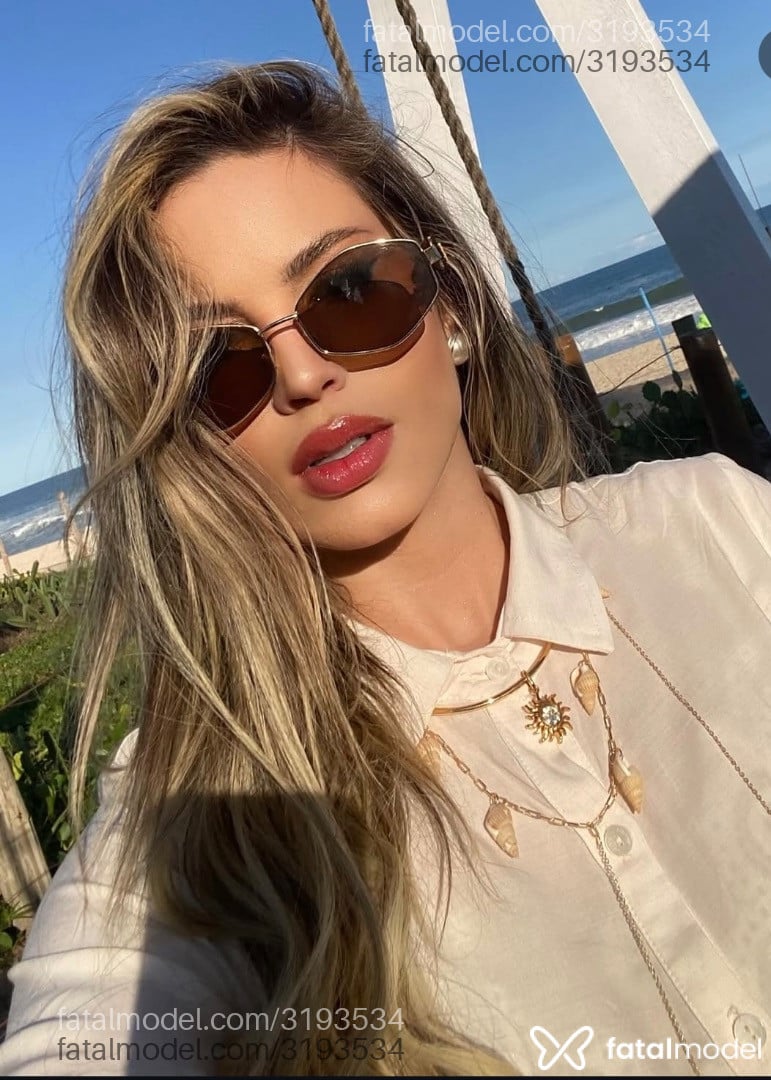 Acompanhante mulher loira (o) de olhos mel em Rio de Janeiro - Paloma Belmon