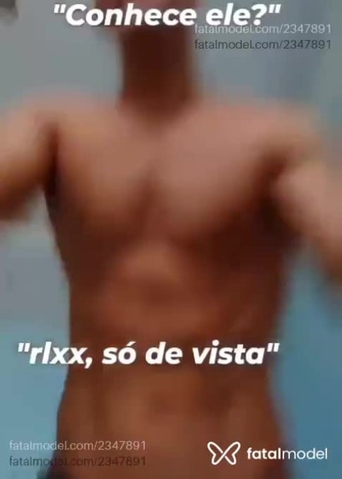 Acompanhante homem com cabelo castanho de olhos castanhos em Florianópolis Acompanhante homem com cabelo castanho de olhos castanhos em Florianópolis - Kael