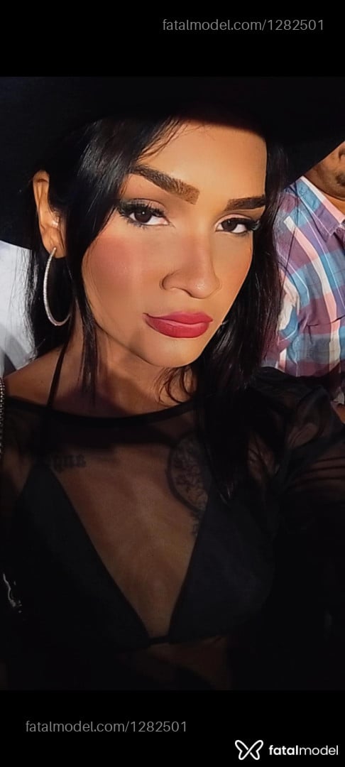 Acompanhante mulher trans morena (o) de olhos castanhos em Nova Esperança - Amanda Gabriela