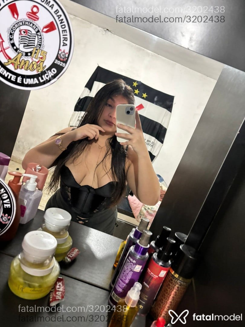 Acompanhante mulher morena (o) de olhos castanhos em São Paulo - Gabriella