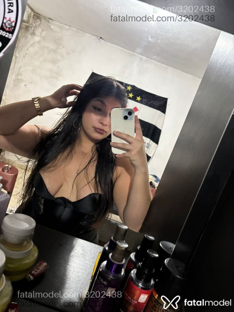 Acompanhante mulher morena (o) de olhos castanhos em São Paulo - Gabriella