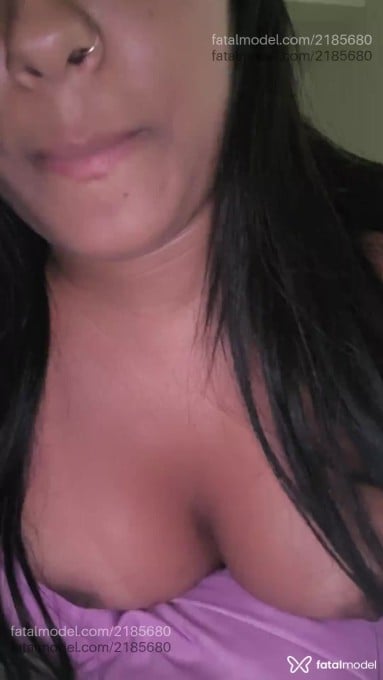 Acompanhante mulher com cabelo castanho de olhos castanhos - Lory Ferri