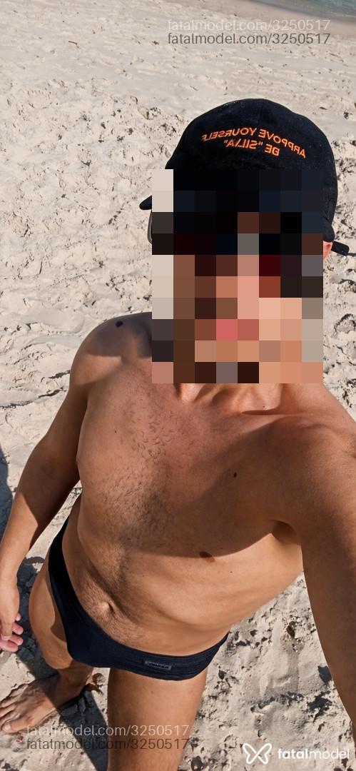 Acompanhante homem com cabelo castanho de olhos pretos em Balneário Camboriú - Mateus