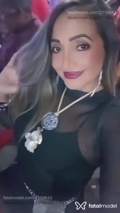 Acompanhante mulher loira (o) de olhos castanhos em Maringá - Karen Lacerda