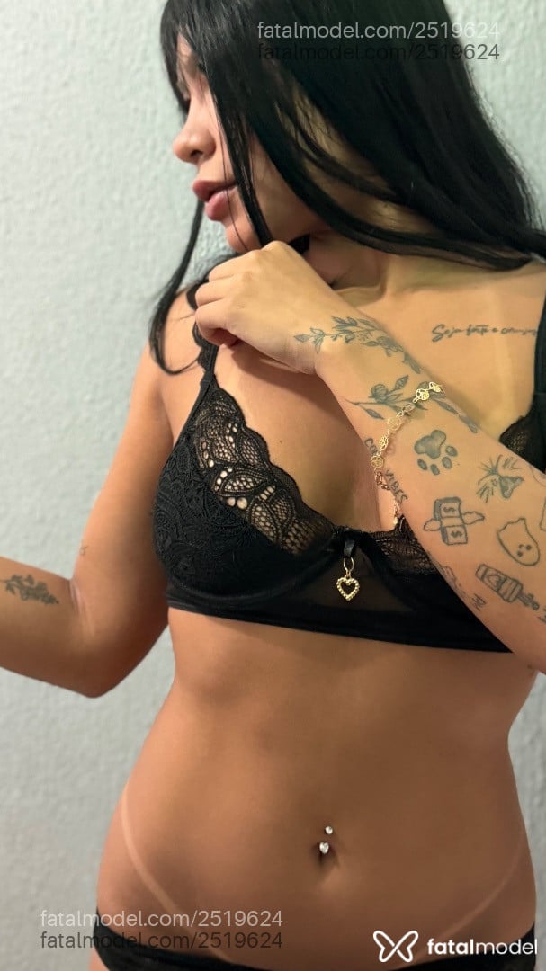 Acompanhante mulher morena (o) de olhos castanhos em São José - Hana
