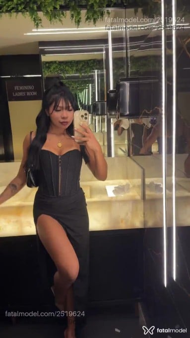 Acompanhante mulher morena (o) de olhos castanhos em São José - Hana