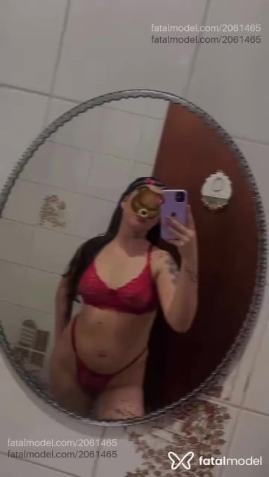 Acompanhante mulher com cabelo castanho de olhos castanhos em Balneário Camboriú - Amandinha