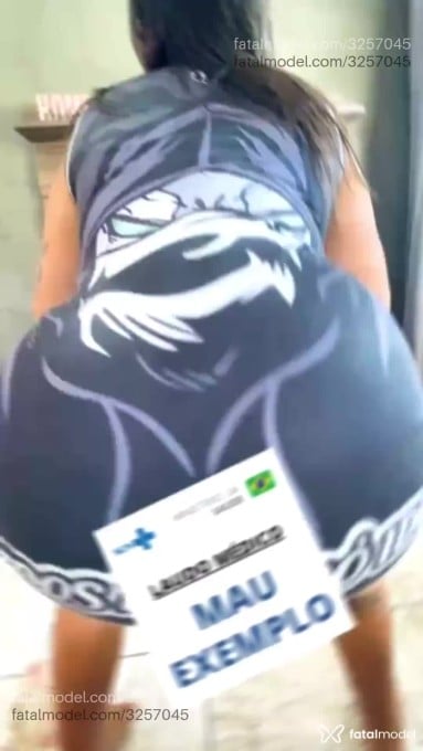 Acompanhante mulher com cabelo castanho de olhos castanhos em Brasília - Cecília