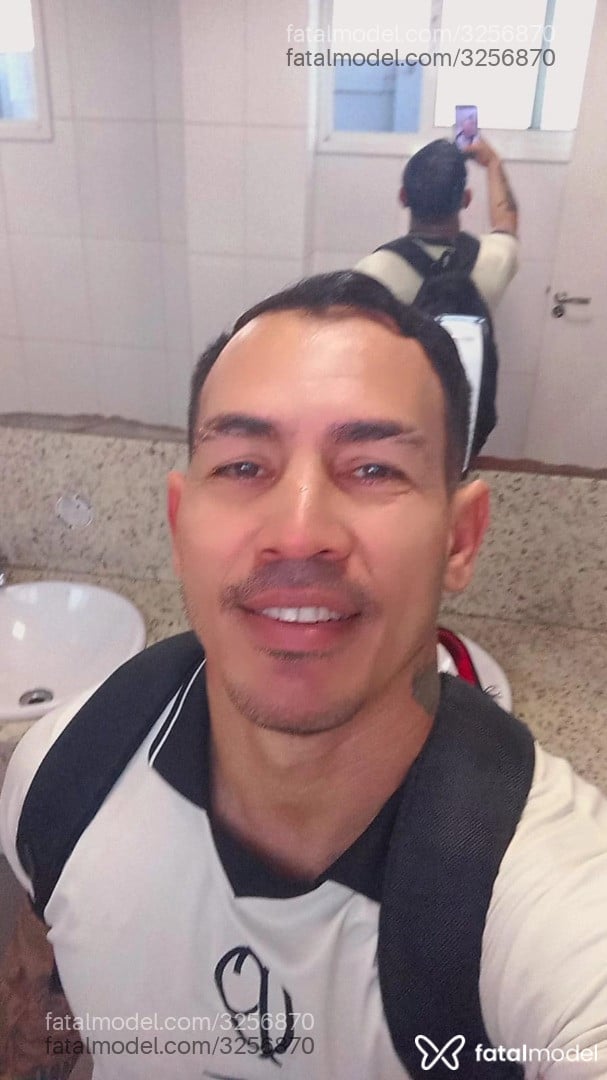 Acompanhante homem morena (o) de olhos castanhos em Londrina - Tigrão