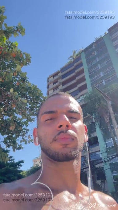 Acompanhante homem morena (o) de olhos pretos em Rio de Janeiro - Gabriel