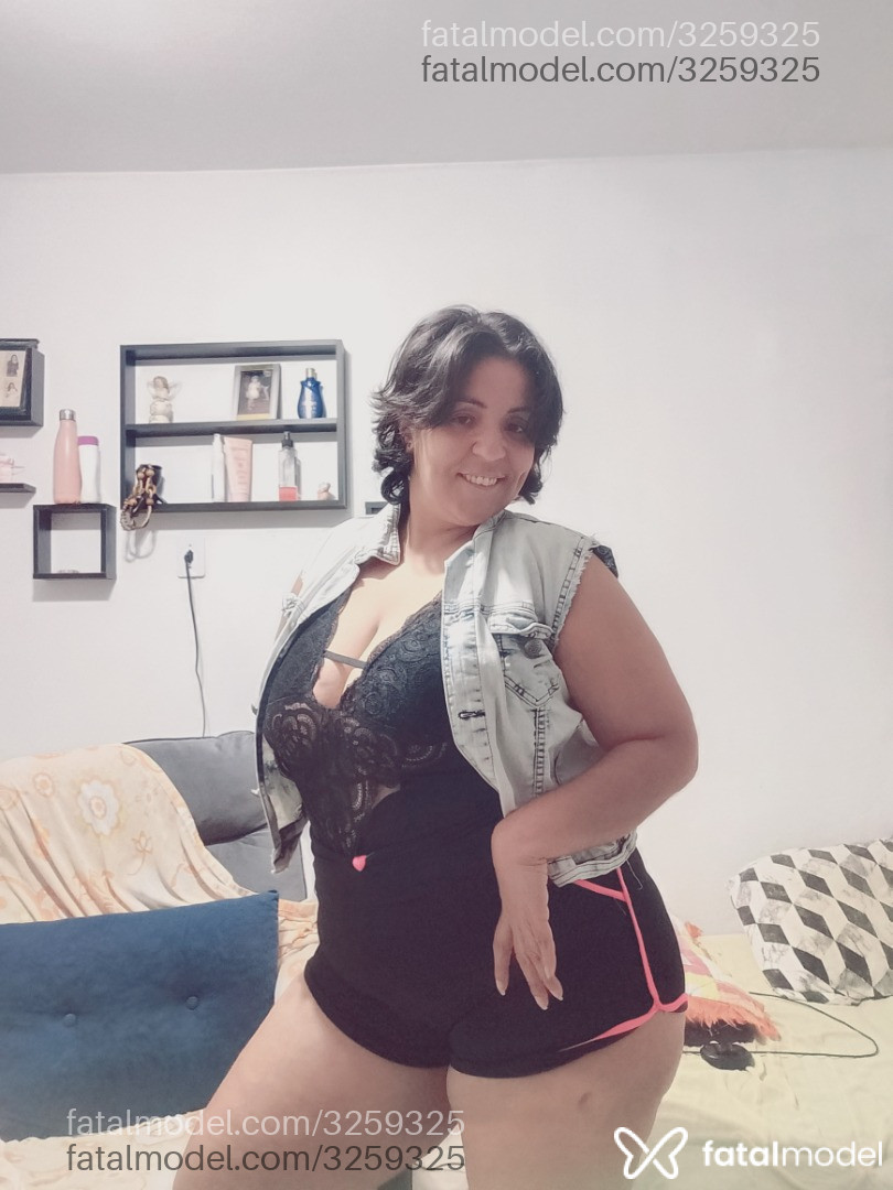 Acompanhante mulher morena (o) de olhos castanhos em Virtual Acompanhante mulher morena (o) de olhos castanhos em Virtual - Fofagp