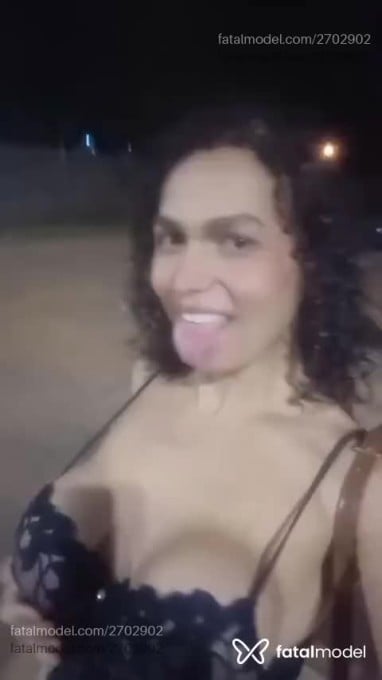 Acompanhante mulher trans morena (o) de olhos pretos em Naviraí - Leonora Magdalena