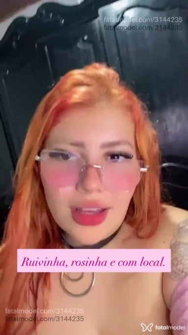 Acompanhante mulher ruiva (o) de olhos pretos em São Paulo - Amanda Zahir