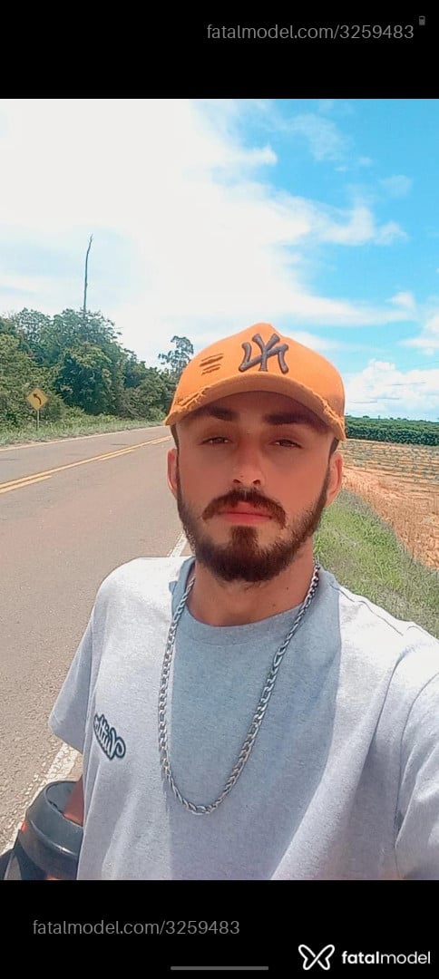 Acompanhante homem morena (o) de olhos castanhos em Nova Venécia Acompanhante homem morena (o) de olhos castanhos em Nova Venécia - Jonas