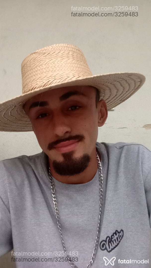 Acompanhante homem morena (o) de olhos castanhos em Nova Venécia Acompanhante homem morena (o) de olhos castanhos em Nova Venécia - Jonas