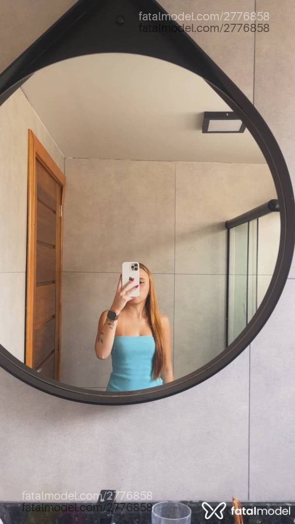 Acompanhante mulher ruiva (o) de olhos castanhos em Frutal - Julia