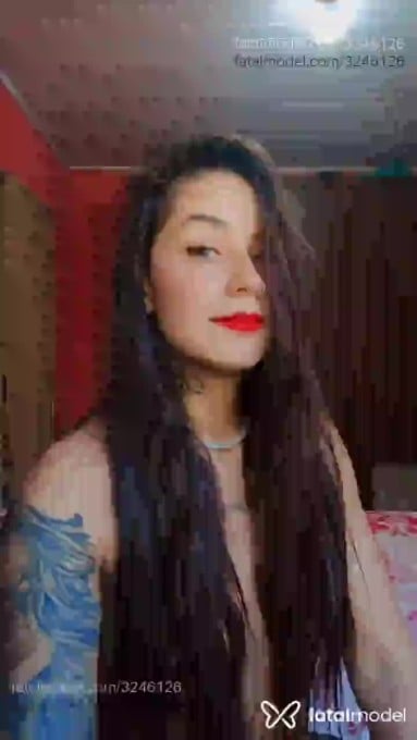 Acompanhante mulher com cabelo castanho de olhos azuis em Siqueira Campos - Penélope