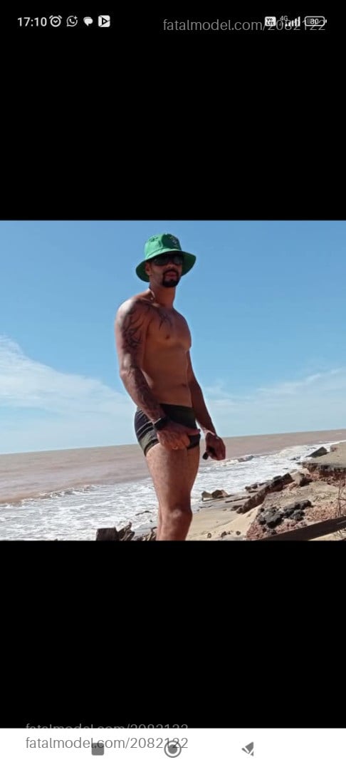 Acompanhante homem com cabelo castanho de olhos castanhos em Cabo Frio - Kiler
