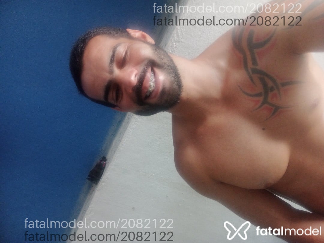 Acompanhante homem com cabelo castanho de olhos castanhos em Cabo Frio - Kiler