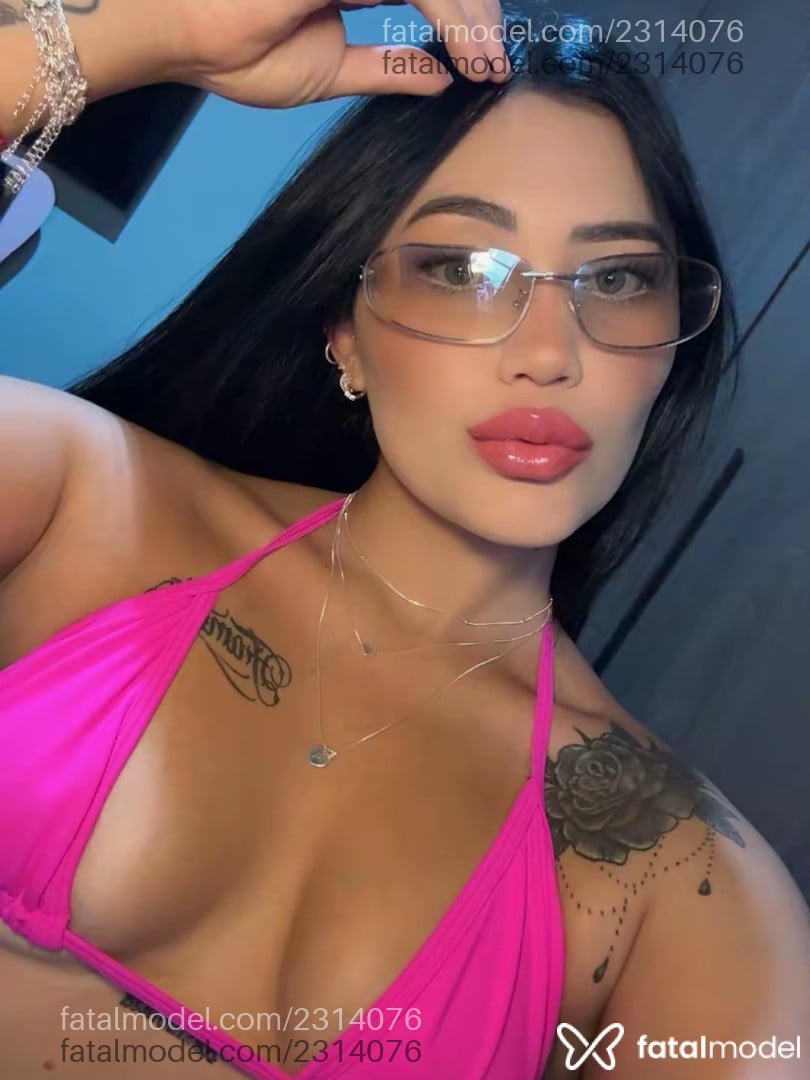 Acompanhante mulher morena (o) de olhos verdes em Assis - ísis Castro