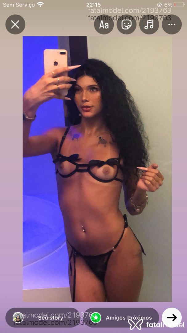 Acompanhante mulher trans morena (o) de olhos castanhos em Agrestina - Eumariaevellynreal