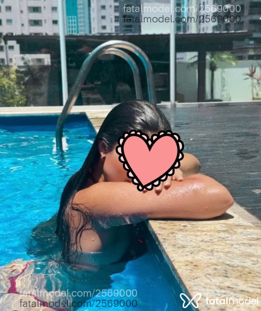 Acompanhante mulher morena (o) de olhos pretos em Peixoto de Azevedo Acompanhante mulher morena (o) de olhos pretos em Peixoto de Azevedo - Larah