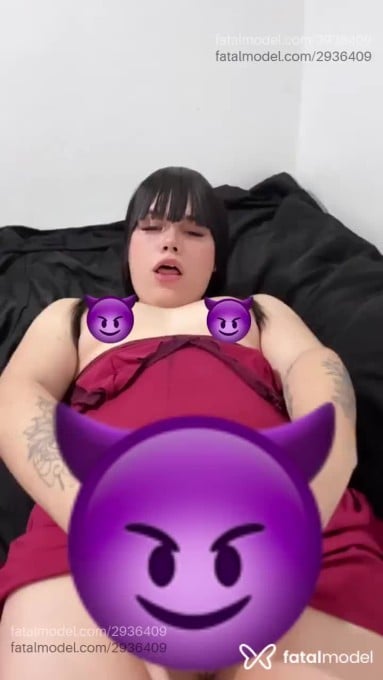 Acompanhante mulher trans morena (o) de olhos castanhos em Virtual - Karolsinhax