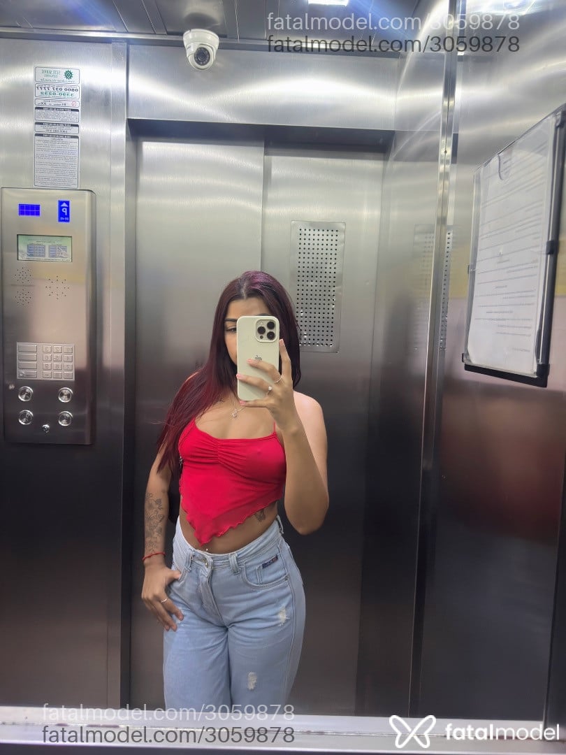 Acompanhante mulher morena (o) de olhos castanhos em Rio de Janeiro - Iasmin