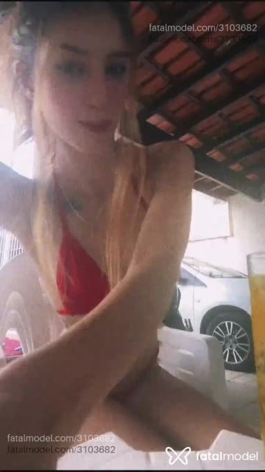 Acompanhante mulher ruiva (o) de olhos verdes em Virtual Acompanhante mulher ruiva (o) de olhos verdes em Virtual - Iiizyy