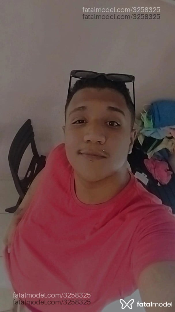 Acompanhante homem morena (o) de olhos castanhos em Macaé - Alex Santos