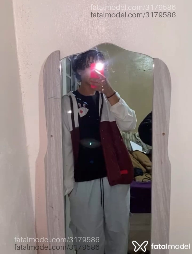 Acompanhante homem com cabelo castanho de olhos castanhos em Francisco Beltrão - Theus