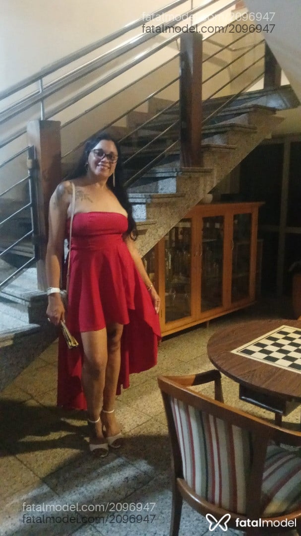Acompanhante mulher morena (o) de olhos pretos em Juiz de Fora - Marcyjf