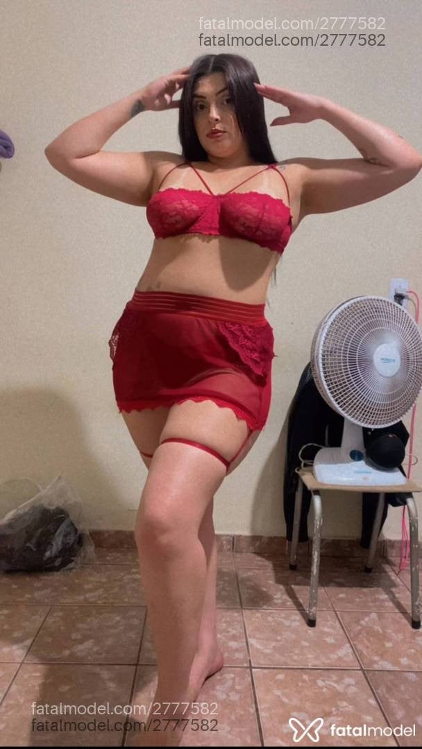 Acompanhante mulher morena (o) de olhos castanhos - Giohvana