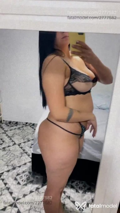 Acompanhante mulher morena (o) de olhos castanhos - Giohvana