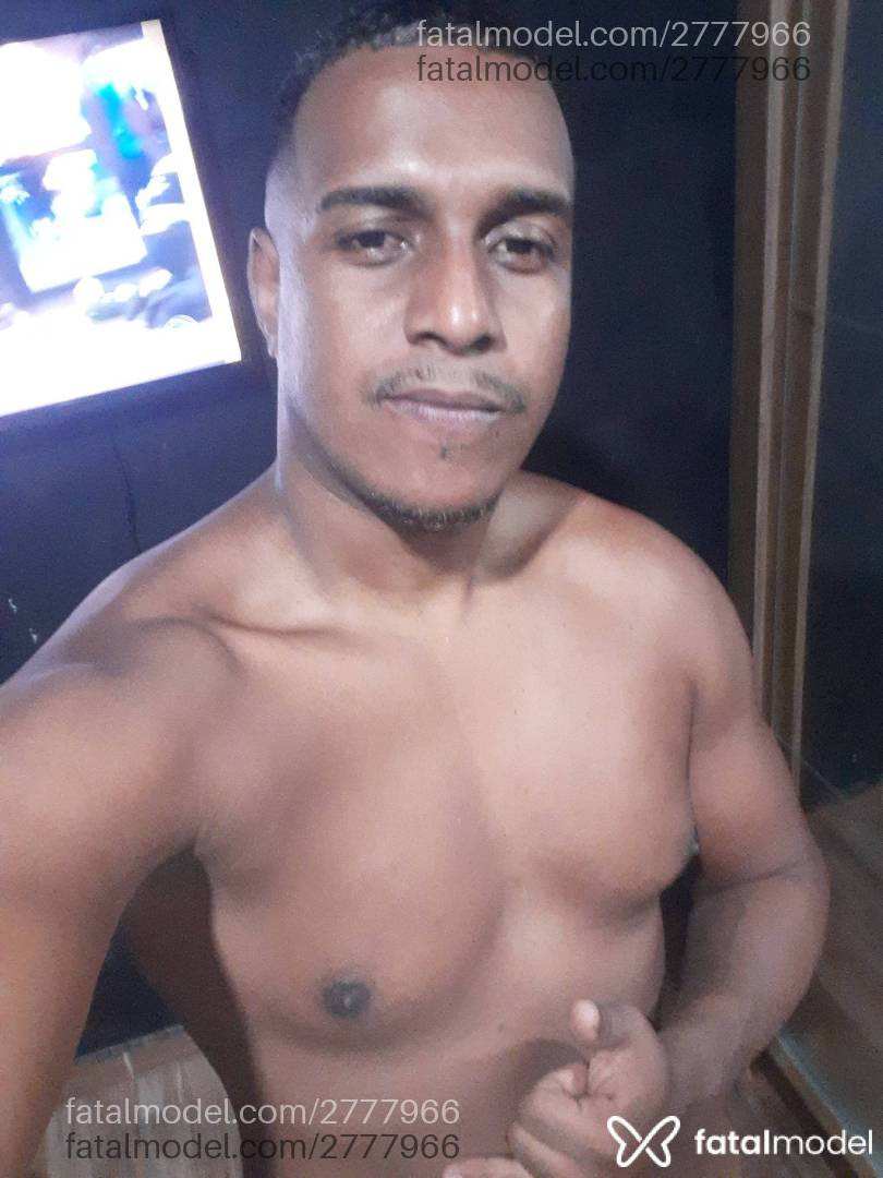 Acompanhante homem com cabelo castanho de olhos castanhos em Rio de Janeiro Acompanhante homem com cabelo castanho de olhos castanhos em Rio de Janeiro - Geraldo