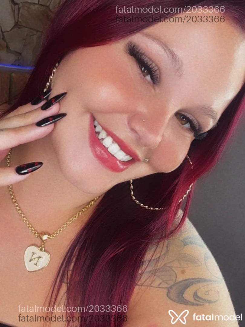 Acompanhante mulher ruiva (o) de olhos mel em Catanduva - Natiele Charllot