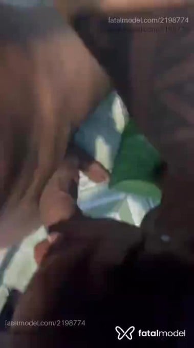 Acompanhante mulher morena (o) de olhos castanhos em Salvador - Preta
